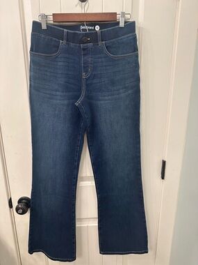 Betabrand Signature Mid-Rise Denim Bootcut Jeans Blue Size Medium NWOT